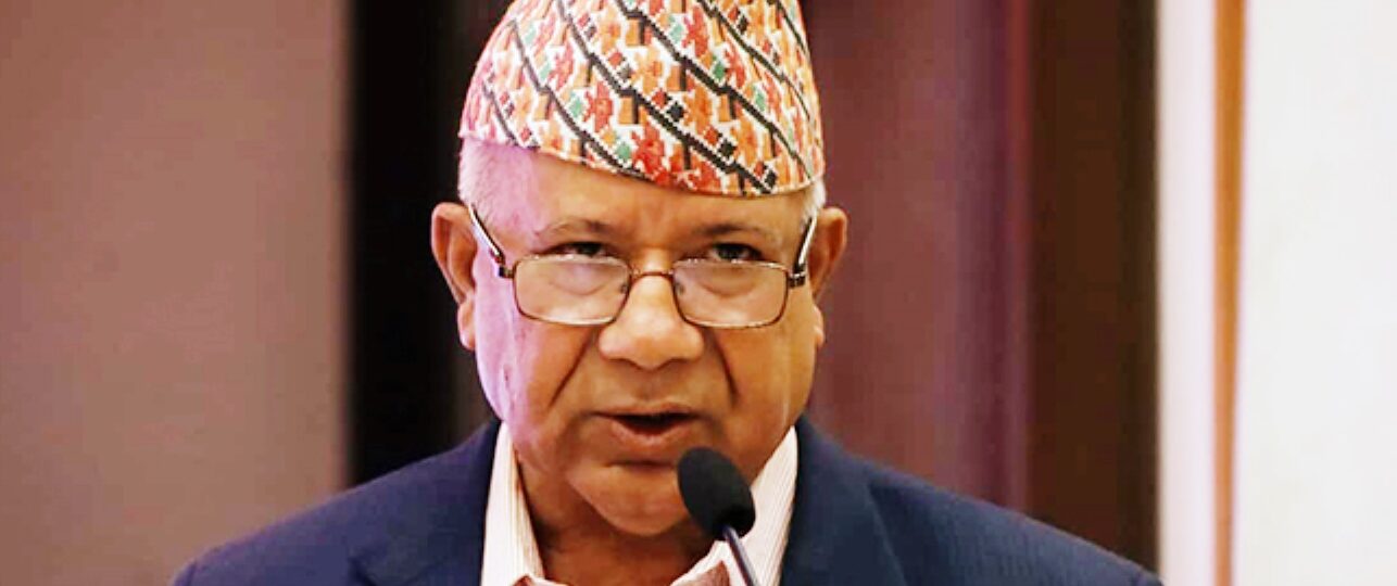 माओबादी धोकेवाज भयो– माधव नेपाल